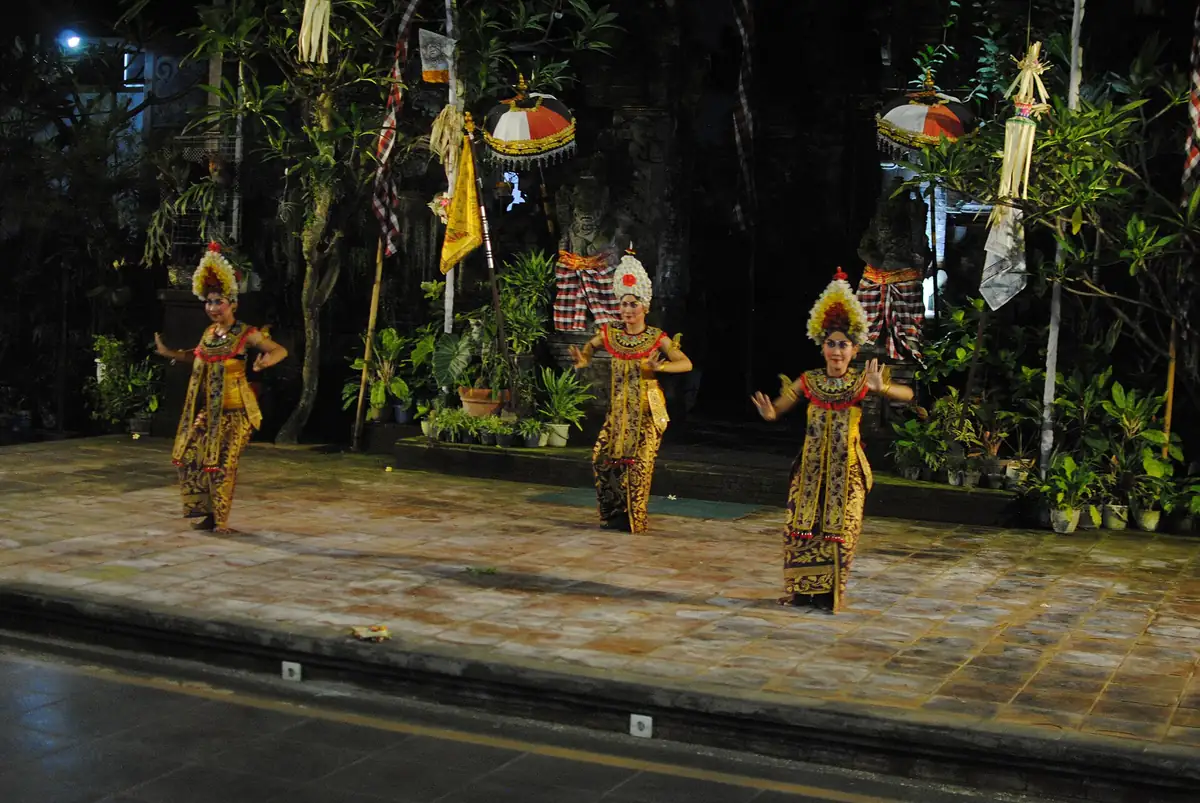 Balinese dance