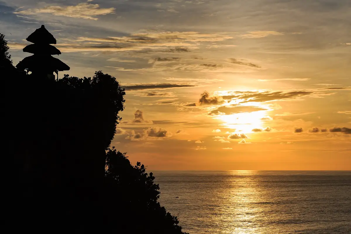 Explore Bali with Dewak